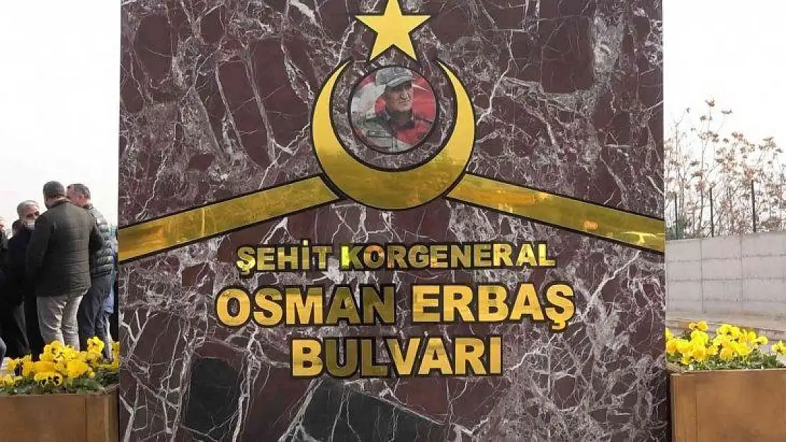 O bulvar açılışı herkesi duygulandırdı