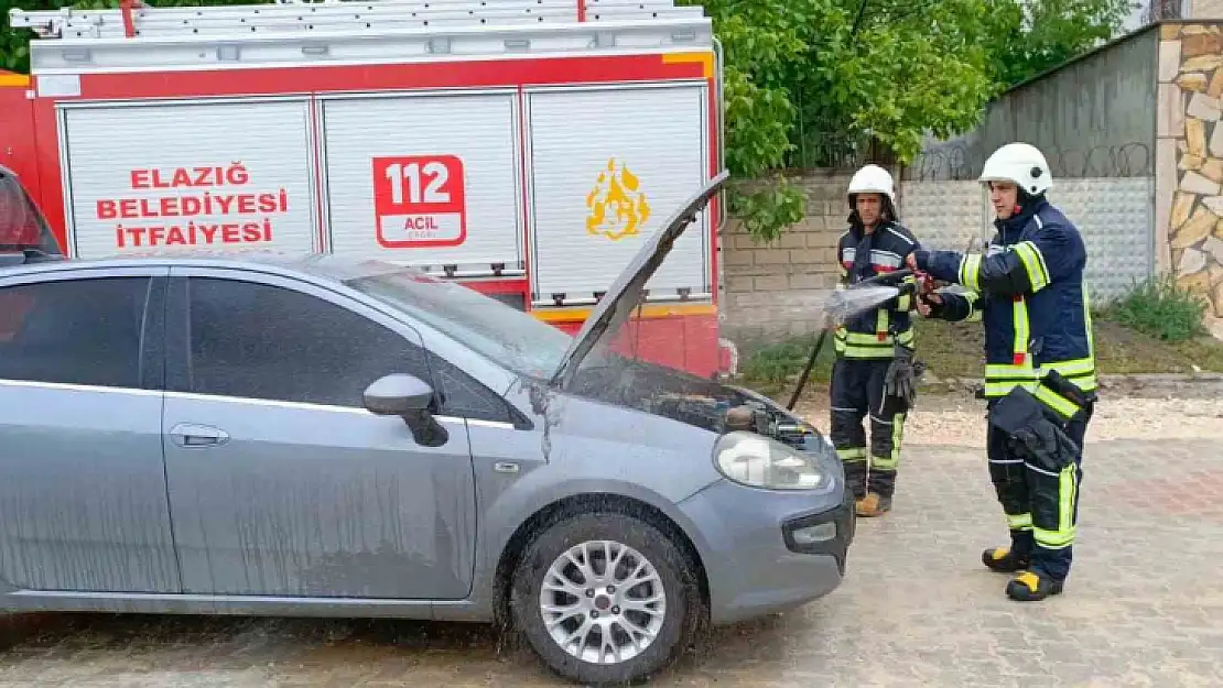 Seyir halindeki araç alev aldı