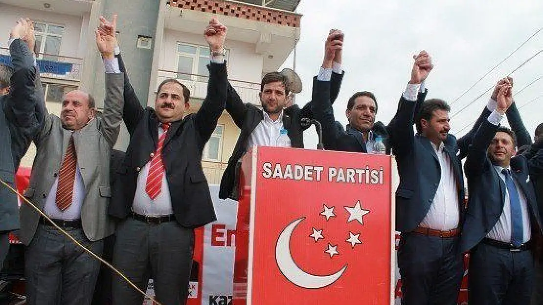 SP’den Miting Gibi Açılış