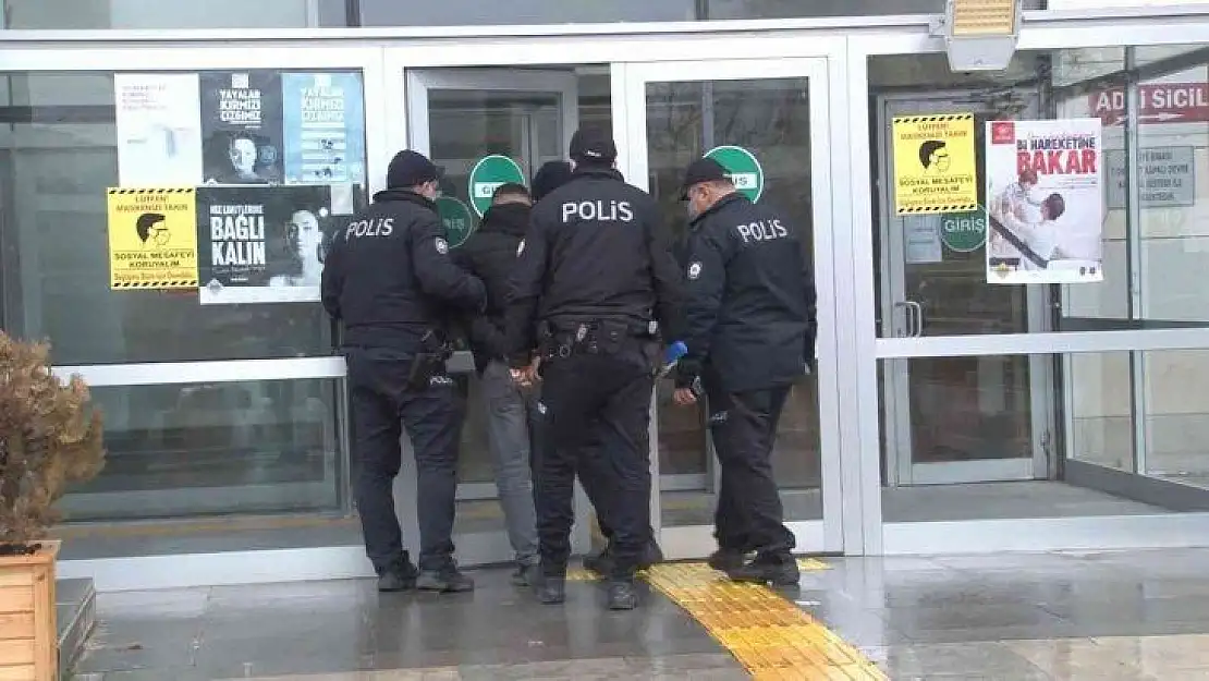Suçüstü yapılan kablo hırsızı gözaltında