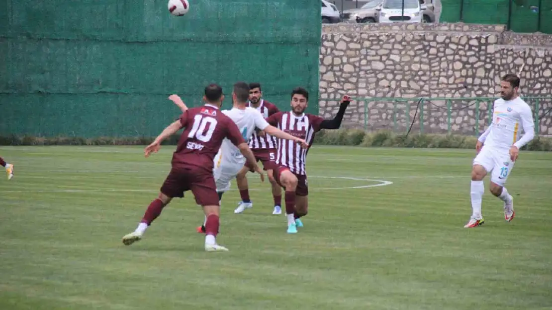 TFF 3. Lig: 23 Elazığ FK: 1 - Siirt İl Özel İdare: 2