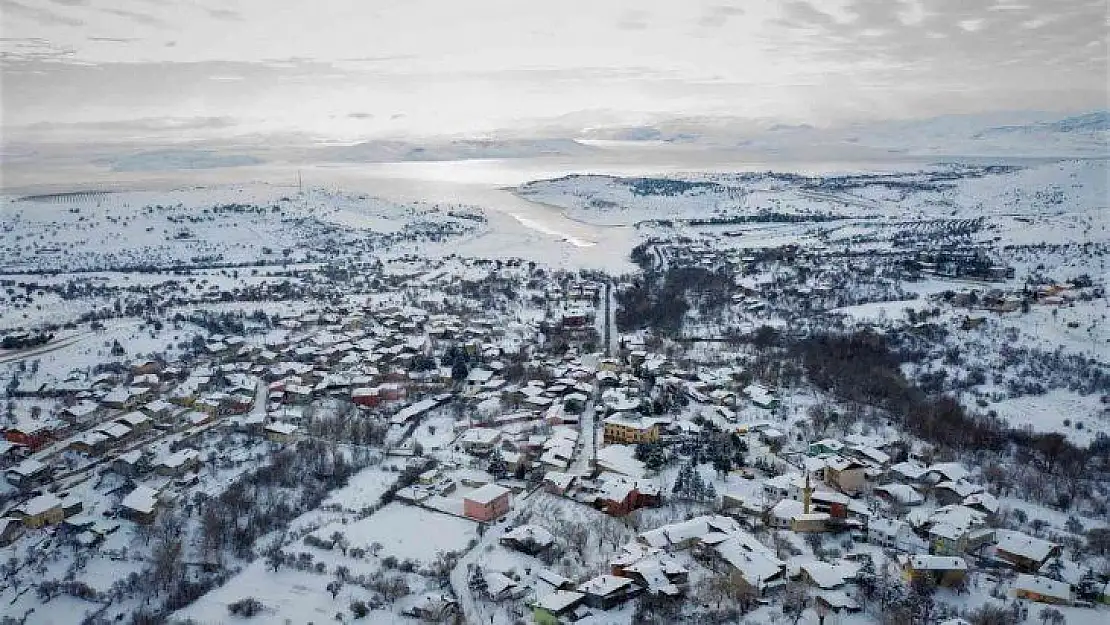 Ağın'da kar manzarası