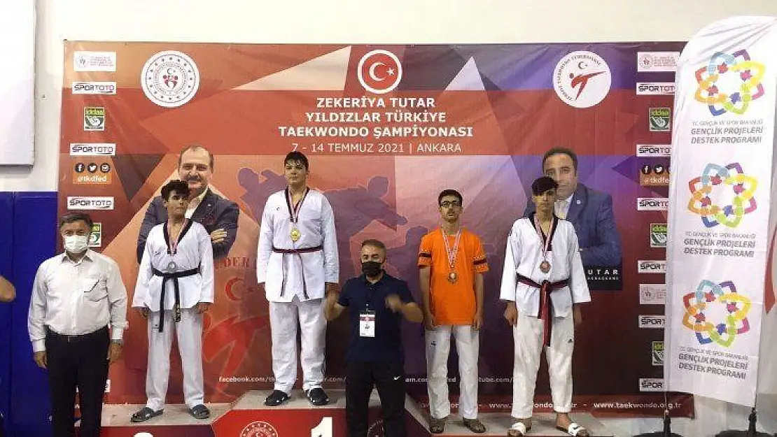 Türkiye Taekwondo Şampiyonasında Elazığlı sporcunun başarısı