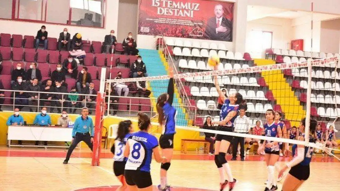 TVF 2. Lig: Elazığ Belediyesi Voleybol: 3 - Mehmet Akif Ersoy MTAL: 0