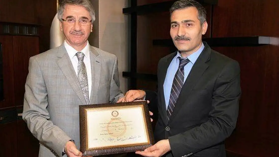 Ak Parti'den Hayırlı Olsun Ziyareti