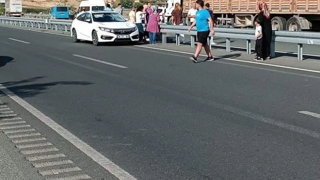Yolun karşısına geçerken aracın çarptığı adam hayatını kaybetti