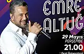 Ünlü sanatçı Emre Altuğ hayranlarıyla buluşuyor