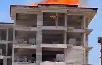 Elazığ'da inşaatta yangın
