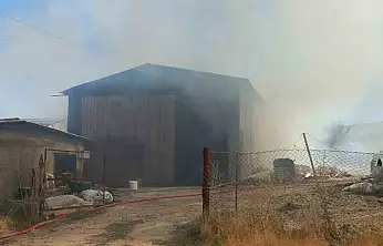 Elazığ'da samanlık yangını