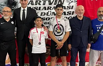 Elazığlı genç pehlivanlardan uluslararası başarı