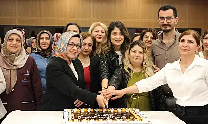 Elazığ'da 'Ebeler Günü' kutlandı