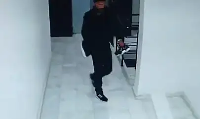Elazığ'da ayakkabı hırsızlığı kamerada