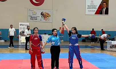 Elazığ'da sporcular 22 madalya kazandı