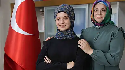 Asrın felaketinde kaybettiği babasına söz verdi, LGS'de Türkiye birincisi oldu