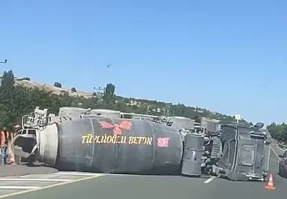 Elazığ'da beton mikseri devrildi: 1 yaralı