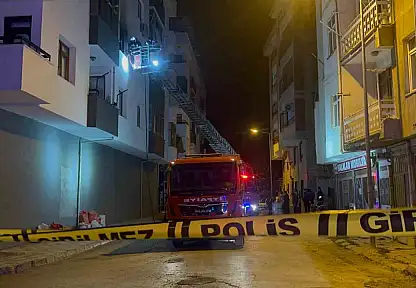 Elazığ'da korkutan yangın: 1 kişi dumandan etkilendi