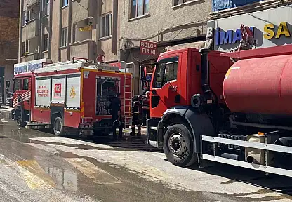 Elazığ'da odunluk yangını: 1 kişi dumandan etkilendi