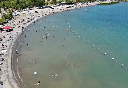 Yüzerken kalp krizi geçiren şahıs hayatını kaybetti