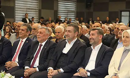 AK Parti Elazığ İl Teşkilatı'nda bayramlaşma