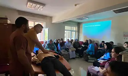 Palu Devlet Hastanesi'nde CPR eğitimi düzenlendi