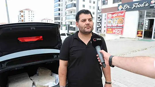 ''Kimsenin ekmeğine taş koymak istemem ama'' dedi, milyonluk aracını taşla doldurdu