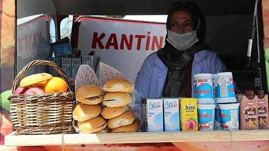 'Kantinbüs' kantini bulunmayan köy okulları için yollarda