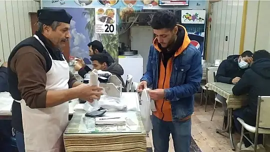 'Lokantadan geldim' diyerek parayı alarak kayıplara karıştı