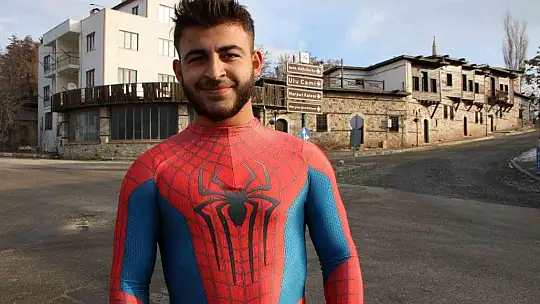 Örümcek Adam