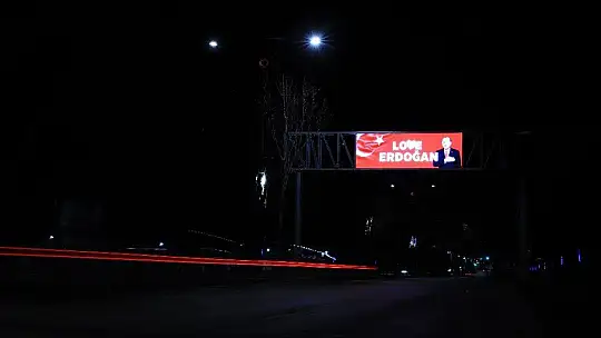 'Stop Erdoğan' skandalına Elazığ'dan 'Love Erdoğan' yanıtı