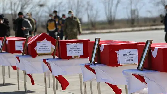 11 Şehit Elazığ'dan Törenle Ankara'ya Uğurlandı