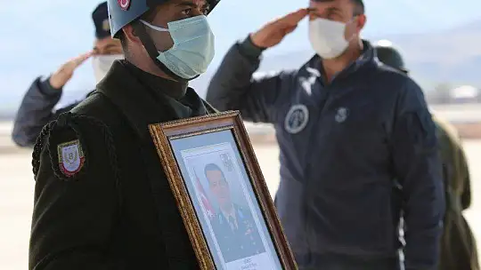 11 Şehit Elazığ'dan Törenle Ankara'ya Uğurlandı