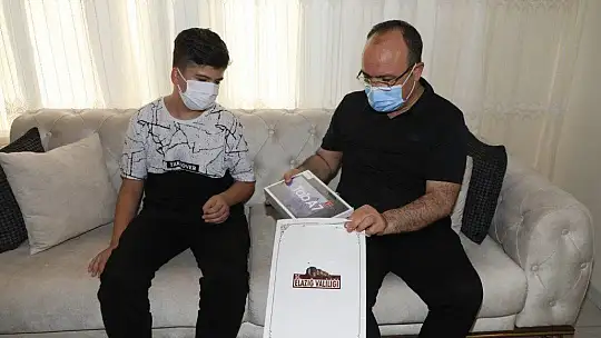 11 yaşındaki çocuk davet etti, Vali Yırık icabet etti