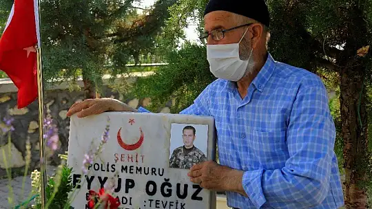 15 Temmuz şehidinin babası: 'Biz şehidimizle gurur duyuyoruz'