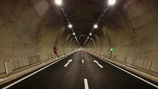2 bin 400 metre tünelle bağlanan Kömürhan Köprüsü açılışa hazır