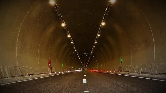 2 bin 400 metre tünelle bağlanan Kömürhan Köprüsü açılışa hazır
