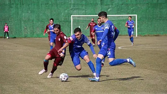2. Lig: Elazığspor: 0 - Karabükspor: 2