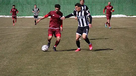 2. Lig Kırmızı Grup: Elazığspor: 1 - Etimesgut Belediyespor: 4