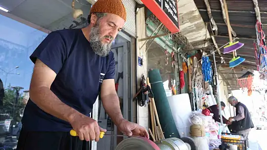 20 yıldır sürdürdüğü meslekte yetiştirecek çırak bulamıyor
