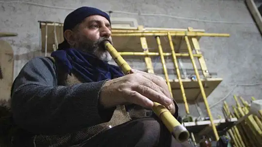 25 yıldır kamışı sanata dönüştürüyor, mesleğini duyanlar ise şaşırıyor