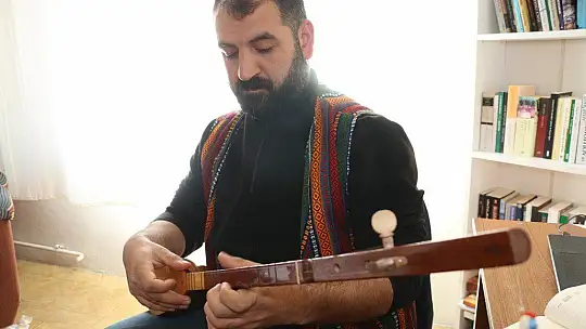 3 bin yıllık geleneği 100 yıllık Ruzba sazıyla sürdürüyor