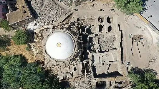 387 yıllık Hoca Hasan Hamamında restorasyon çalışmaları sürüyor