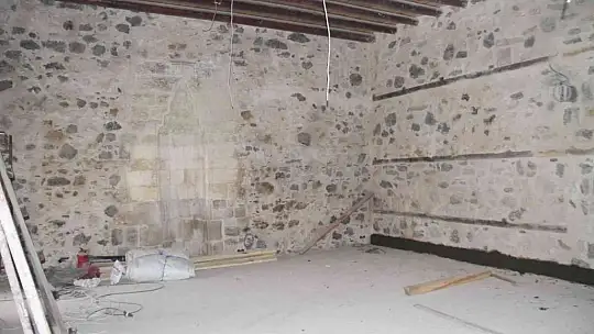 515 yıllık tarihi Ahmet Bey Camisinde restorasyon çalışmaları sürüyor