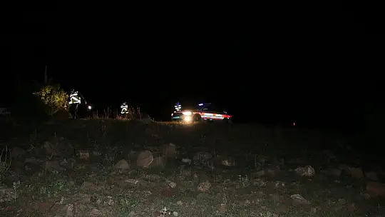 60 metreden dereye yuvarlandı, sürücü yaralı kurtuldu