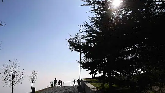 600 bin nüfuslu kent sis denizinde kayboldu