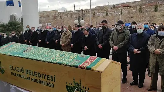 Dr. Ahmet Tevfik Ozan, Son Yolculuğuna Uğurlandı