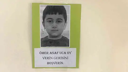 8 yaşındaki Ömer'in seçim vaatleri, belediye başkanını bile şaşırttı