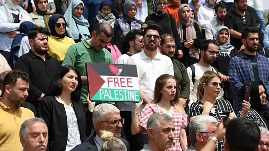ABD'li öğrencilerin Gazze eylemlerine, Fırat Üniversitesinden 3 dilde destek