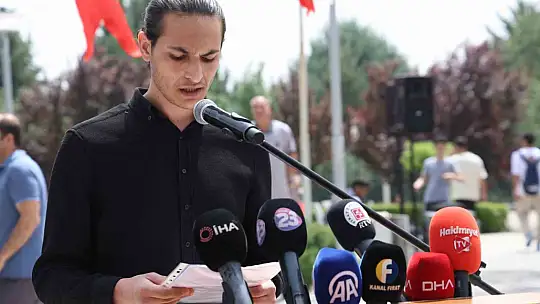 ABD'li öğrencilerin Gazze eylemlerine, Fırat Üniversitesinden 3 dilde destek