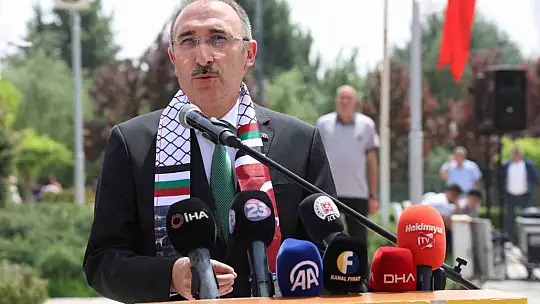 ABD'li öğrencilerin Gazze eylemlerine, Fırat Üniversitesinden 3 dilde destek