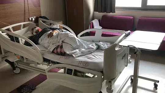 Abdest alırken depreme yakalanan ve boyun kemiği kırılan depremzede: 'Ben bu kadar hiç korkmadım, nefesim gitti'